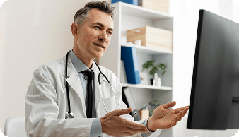 Pacientes 4 doctor ofreciendo teleconsulta medica 1